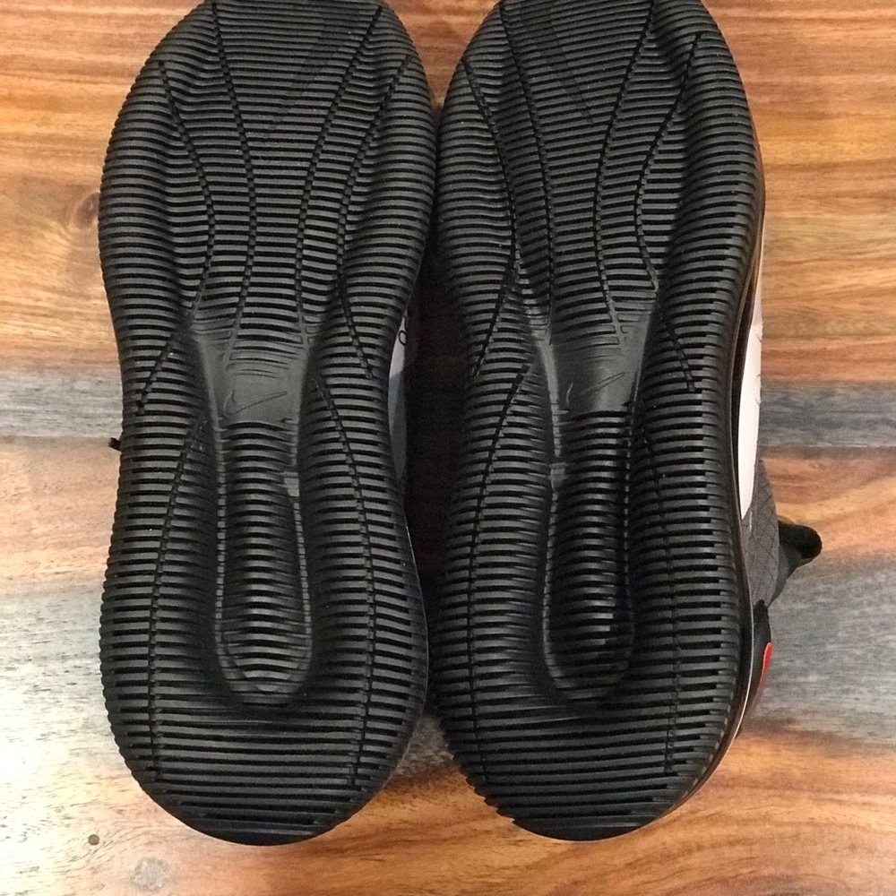 Nike air max 720 Waves size 9.5 (BQ4430001) - Picture 6 of 7